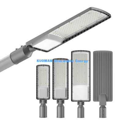 50W-200W Güneş Enerjili LED Sokak Lambası Dış Mekan IP66 Su Geçirmez, Otoparklar ve Otoyollar İçin 50000 Saat Ömürlü