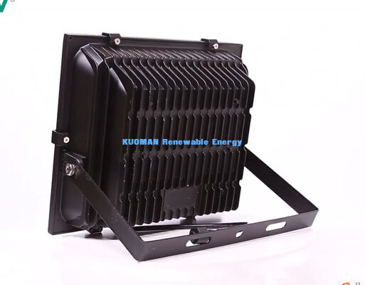 120Lm/W Yüksek Lümen Güneş Enerjili Projektör, IP65 Su Geçirmez ve 50W-300W Çıkışlı, Dış Mekan Otoparklar İçin