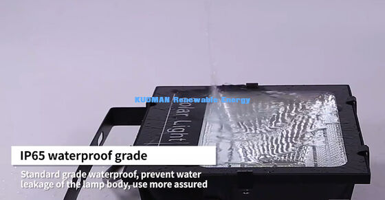 Özelleştirilmiş Süper Parlak Depo Endüstri Bahçe yüksek lümen dış mekan güneş enerjili LED projektör